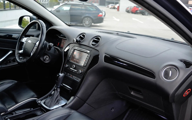 Ford Mondeo cena 32000 przebieg: 275916, rok produkcji 2014 z Wrocław małe 781